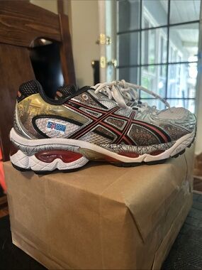 Asics Silver Running Shoe with Black & Red Accents PARIS 2009 MARATHON Collector